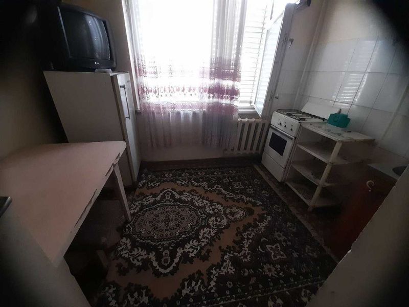 Квартира сотилади Чиланзар 19кв 19 БОЗОРЧА 1\4\5 42м2 Квартира сотилади Чиланзар 19кв 19 БОЗОРЧА 1\4\5 42м2