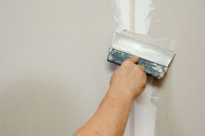 Услуги шпаклёвка стен штукатурка Услуги шпаклёвка стен штукатурка