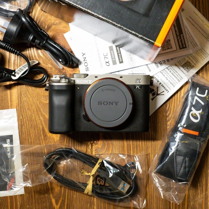 Полнокадровая камера Sony A7c Полнокадровая камера Sony A7c