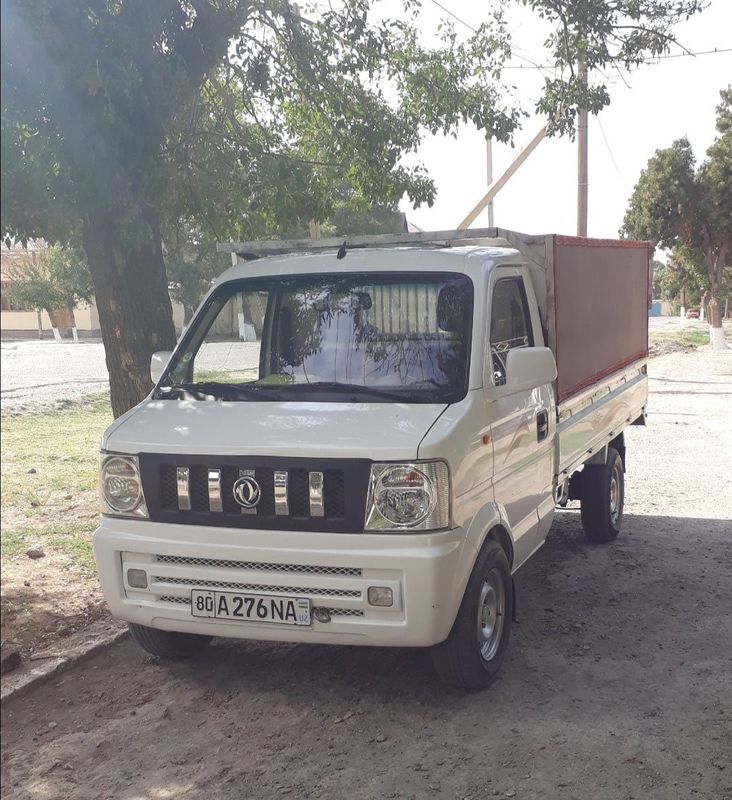 Dongfeng yengil yuk avtomobili sotiladi