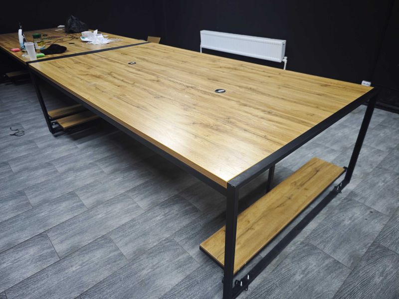 Loft stol sotiladi Loft stol sotiladi