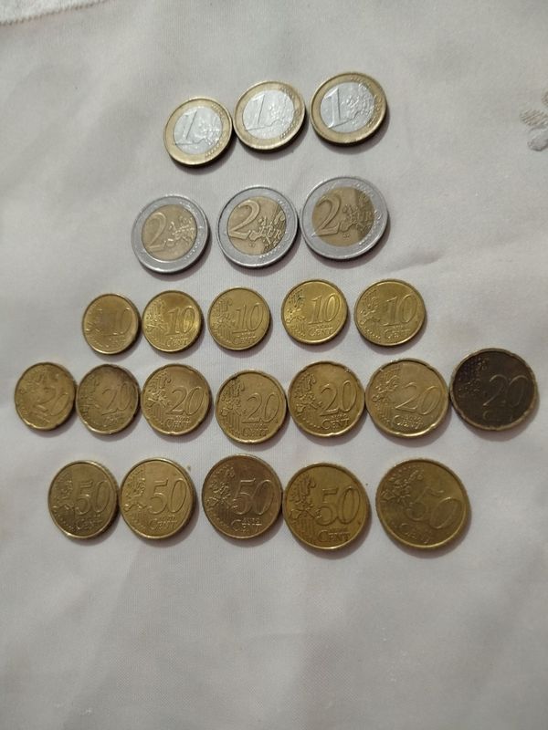 Продаю коллекционные монеты Продаю коллекционные монеты