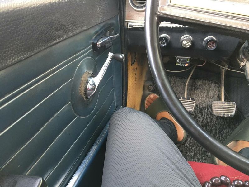 Volga Gaz 2401 pikap