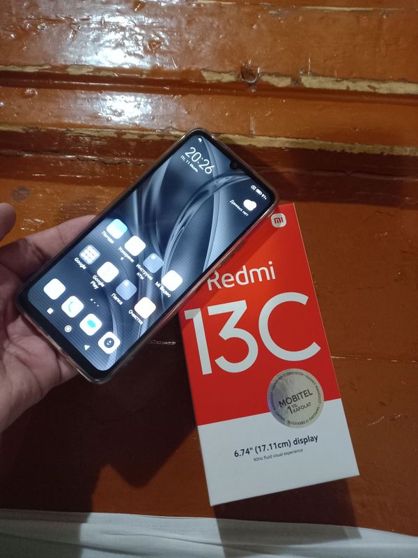 Redmi 13c yaxshi xolatda Kar bor Redmi 13c yaxshi xolatda Kar bor