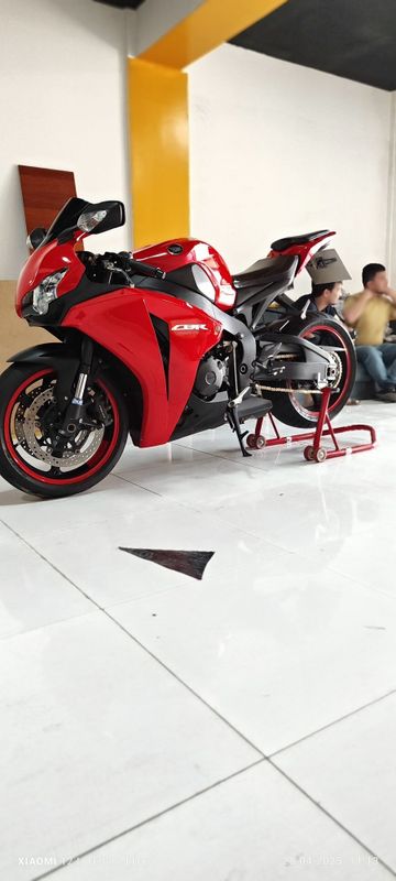 Honda sbr 1000rr Honda sbr 1000rr