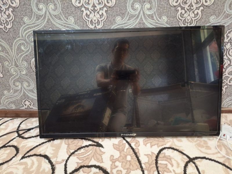 Televizor Premier 32PRM600S Televizor Premier 32PRM600S