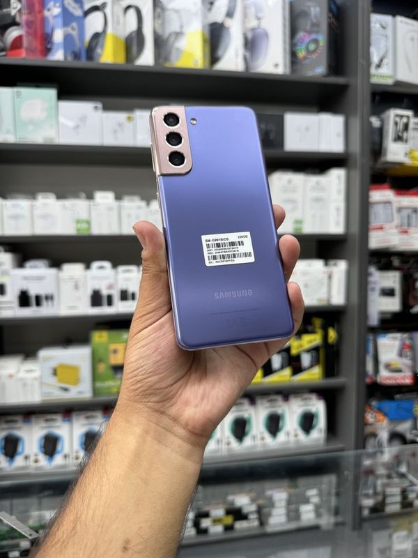 Samsung s21 8/256 gb