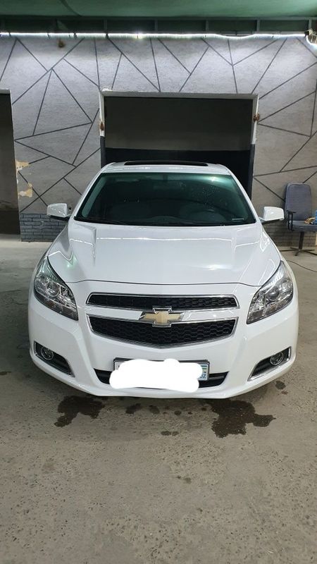Malibu 1 yili 2013 holati ideal Malibu 1 yili 2013 holati ideal
