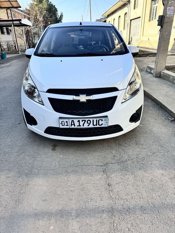 Spark 2015й 120000 km 1-позиция