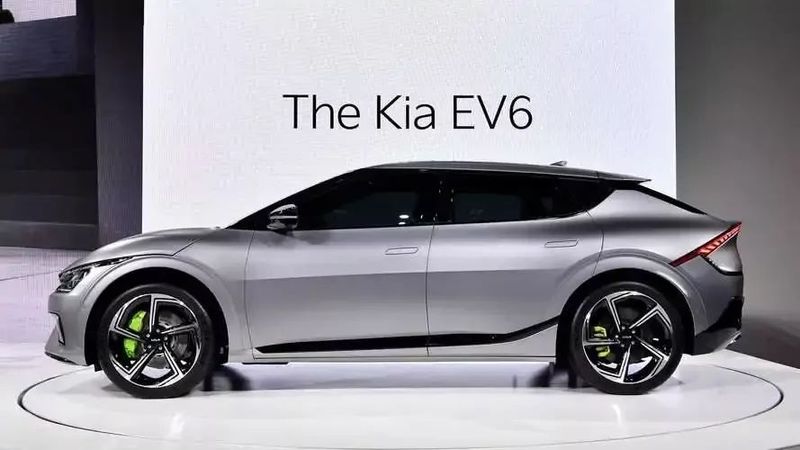 Продаю kia Ev 6 Gt Line официальная 2025 Продаю kia Ev 6 Gt Line официальная 2025