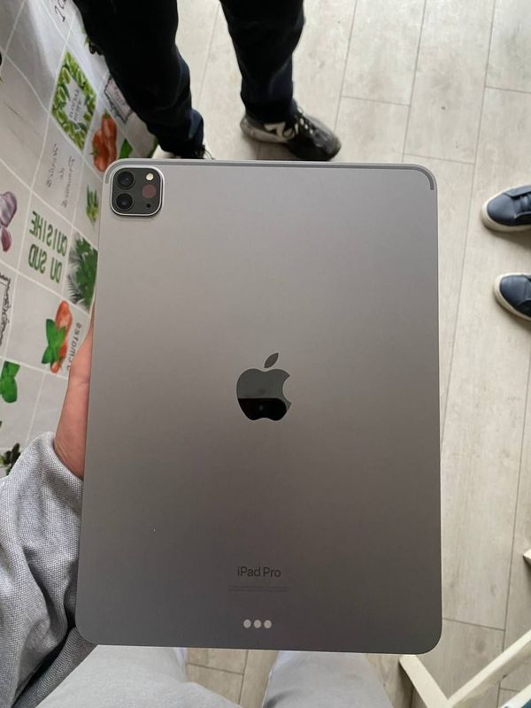 ipad pro 11 M2 128GB