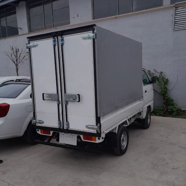 Avto tent xizmati