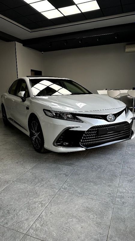 Toyota Camry гибрид Японская сборка