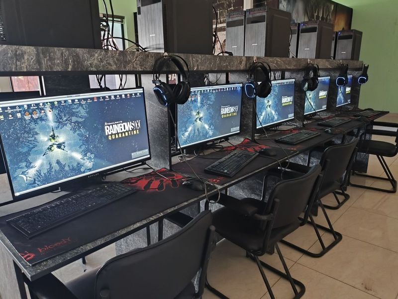 Game club 10ta kompiyuter tayyor