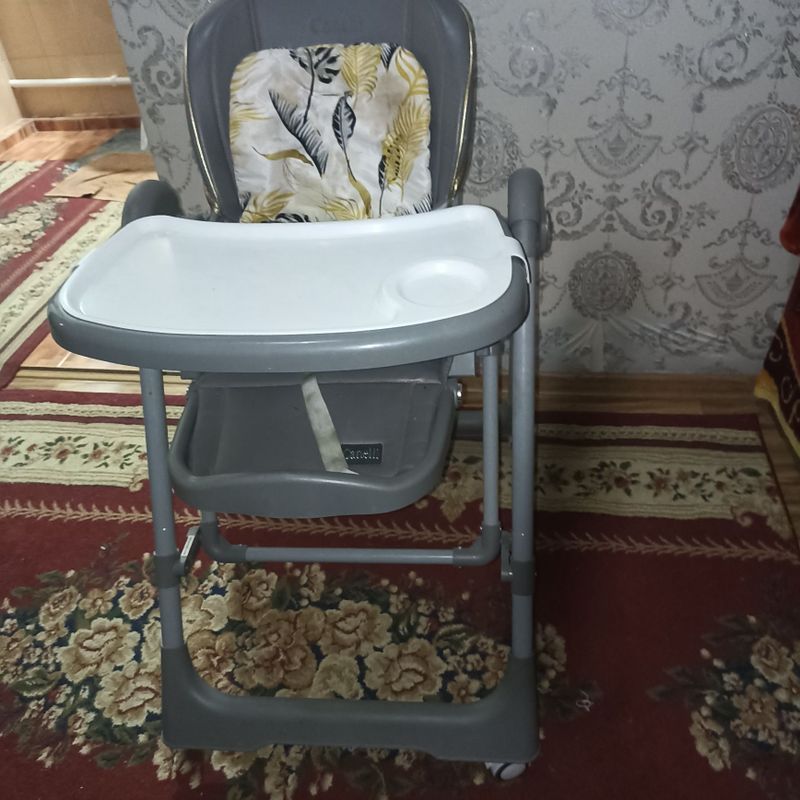Стул для кормления Стул для кормления