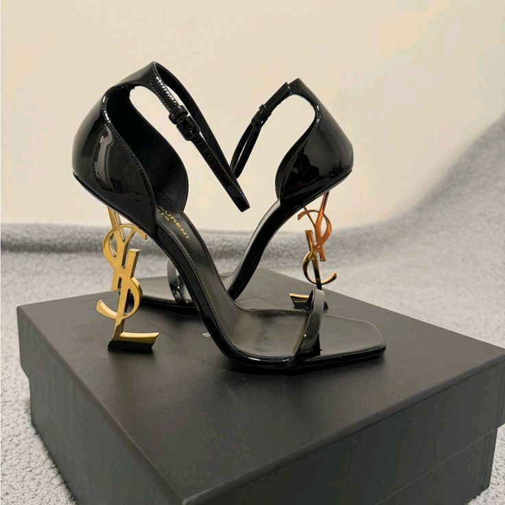 Saint Laurent Opyum Sandals ponali tufli Saint Laurent Opyum Sandals ponali tufli