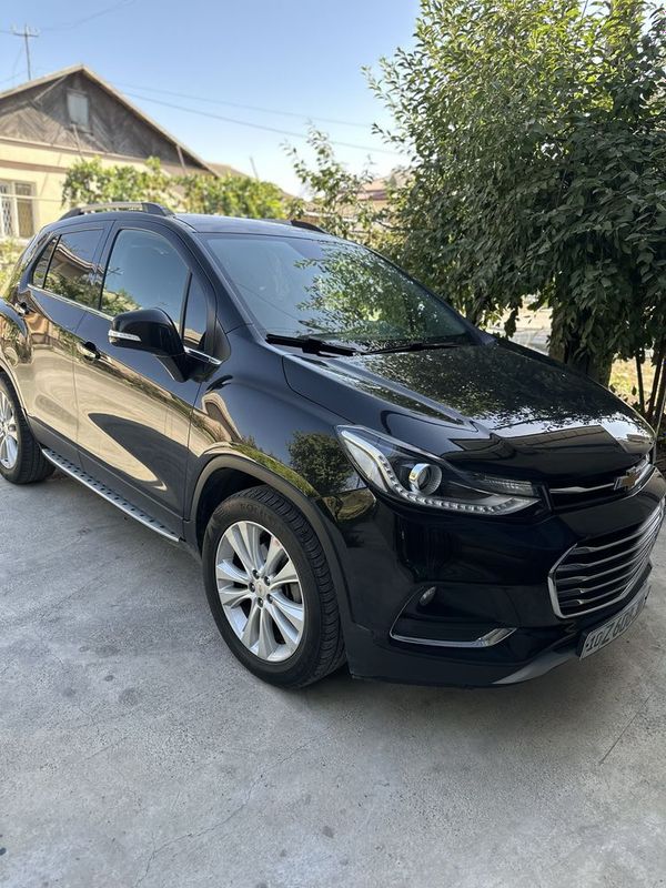 Tracker 1 2019 qora KELISHAMIZ Tracker 1 2019 qora KELISHAMIZ