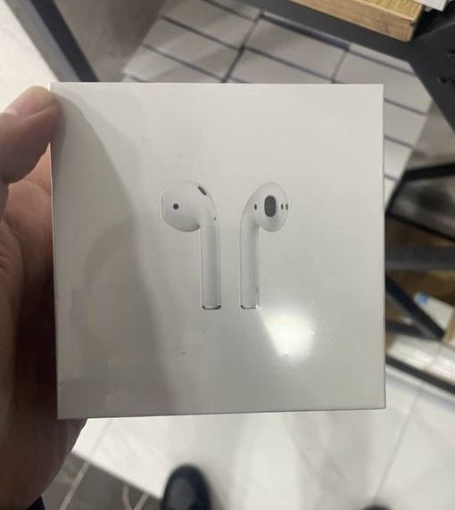 AirPods 2.2 Dubai