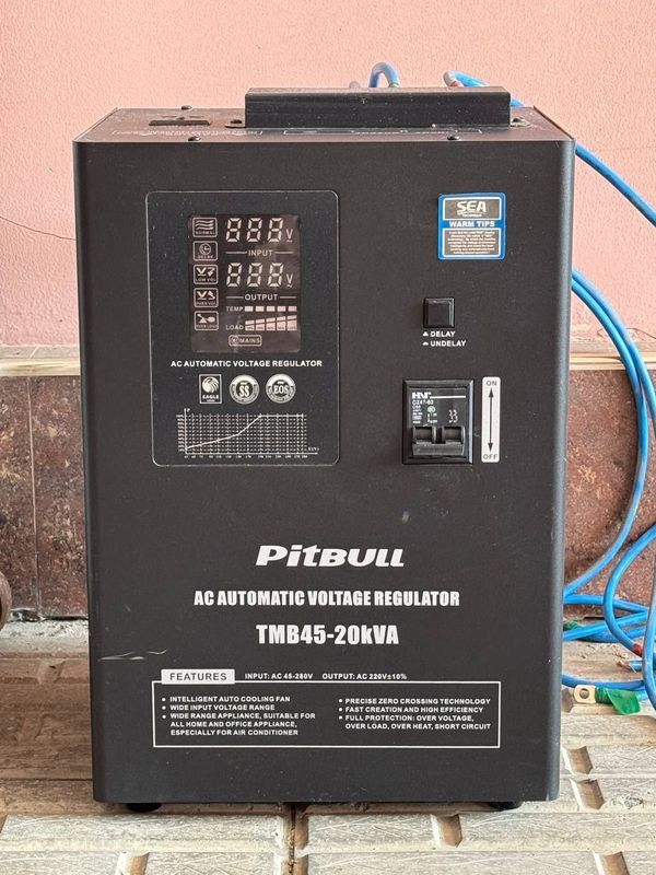 Стабилизатор Pitbull TMB45-20 kVA Стабилизатор Pitbull TMB45-20 kVA