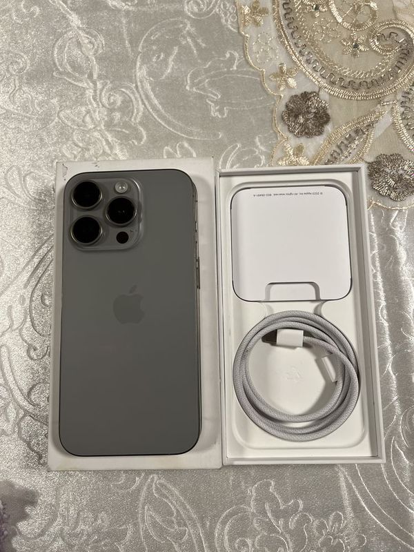 Iphone 15 pro 770$