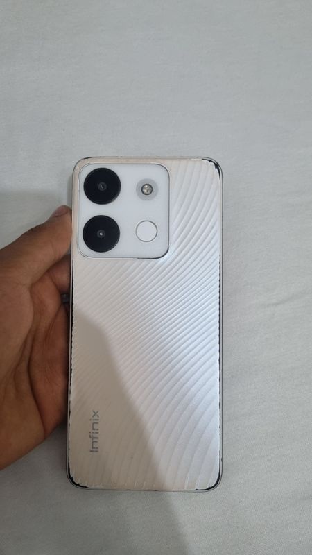 infinix smart 7 srochniga sotiladi