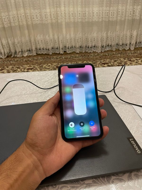 IPhone 11 64 gb idealniy holatda