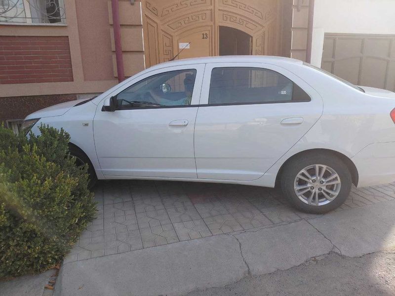 НЕКСИЯ-2 автомашинаси сотилади
