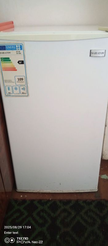 xolodilnik Saratov 93L aybi yoq,yaxshi ishlaydi xolodilnik Saratov 93L aybi yoq,yaxshi ishlaydi