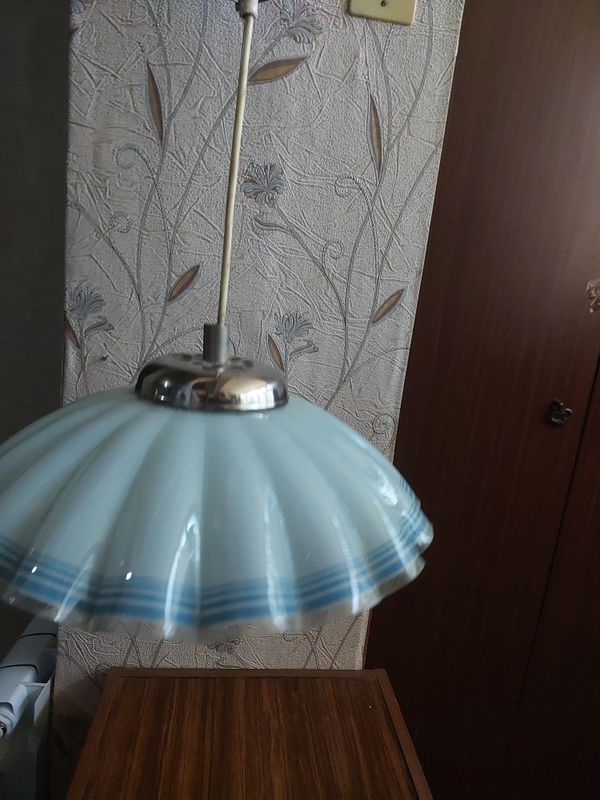 Продам Люстру на кухню Продам Люстру на кухню