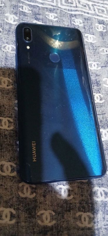 Huawei p smart z sotiladi ishlashi yaxshi bemalol ko'rib ovuraslar Huawei p smart z sotiladi ishlashi yaxshi bemalol ko'rib ovuraslar