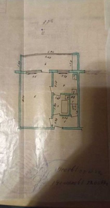 I57 Продаётся квартира район Мирзо Улугбек массив ттз1 1/2/4