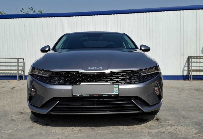 Продам KIA K5 2.5GDI 2023 года Продам KIA K5 2.5GDI 2023 года