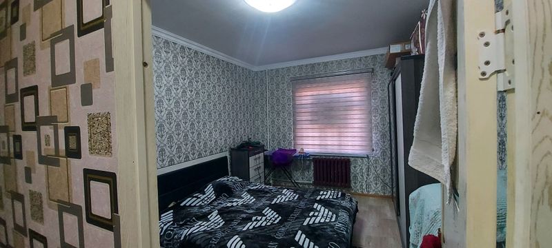 срочно продаю спальный гарнитур