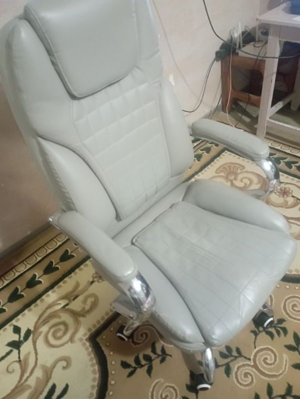 Кресло игровое срочно продаётся Кресло игровое срочно продаётся