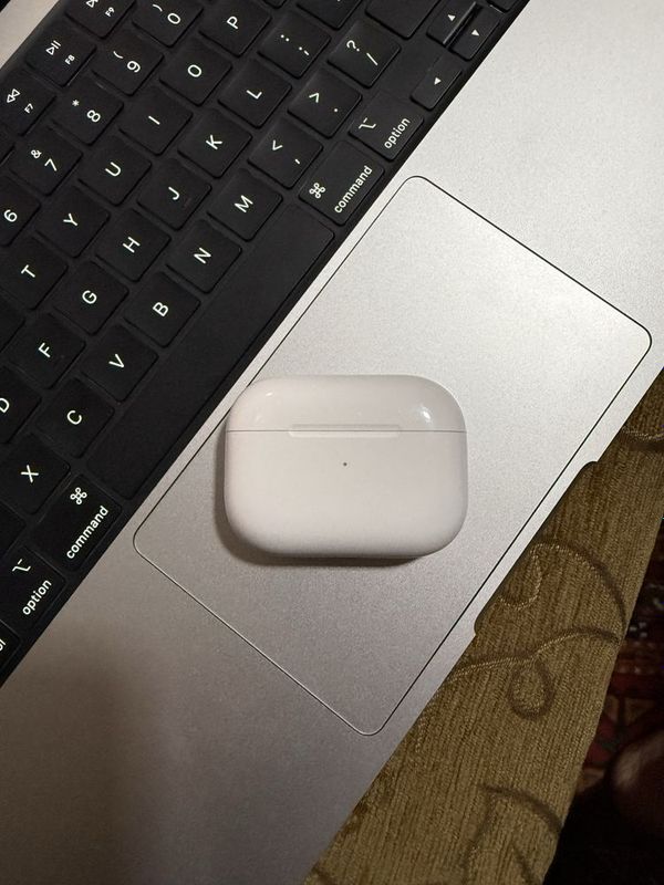 Airpods pro 2 type-c ideal Airpods pro 2 type-c ideal