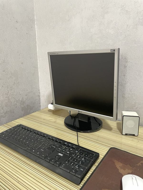 Lg kompyutet B/U Lg kompyutet B/U