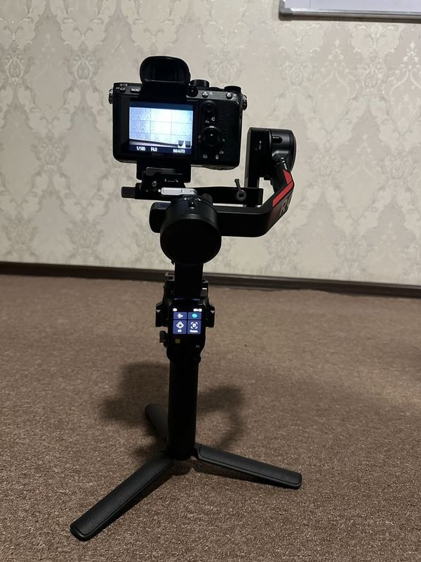 Camera sony a7 3 pakaleniya ilce-7M3 Opyektivi sony sel24105g djrs4pro