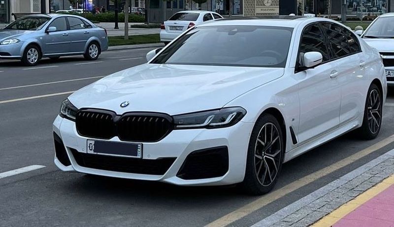 BMW G30. 530i M- PAKET Nemka, probeg 34.500 mashina idyal holata BMW G30. 530i M- PAKET Nemka, probeg 34.500 mashina idyal holata