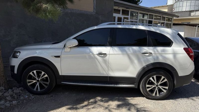 Срочно!! Продается Captiva3+ (2015 года ) Срочно!! Продается Captiva3+ (2015 года )