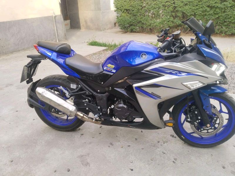 moto R3 moto R3