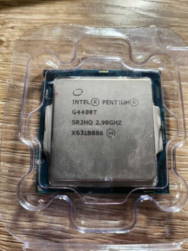 Процессор Intel Pentium G4400T LGA 1151 в идеальном состоянии Процессор Intel Pentium G4400T LGA 1151 в идеальном состоянии