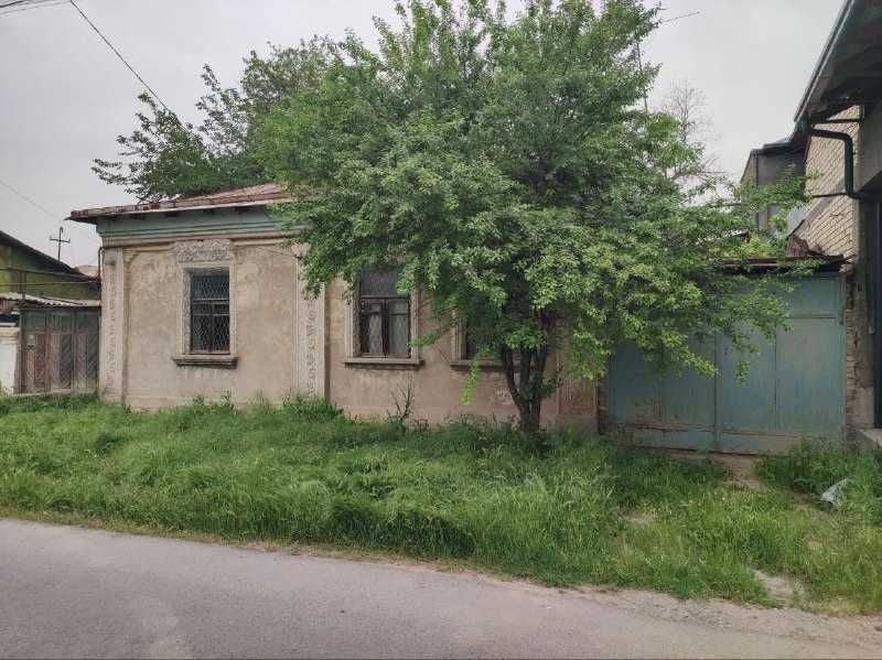ул.Илтифот махалля Надыра Участок 4сот Дом 4ком Фасад 16,2м под Ремонт ул.Илтифот махалля Надыра Участок 4сот Дом 4ком Фасад 16,2м под Ремонт