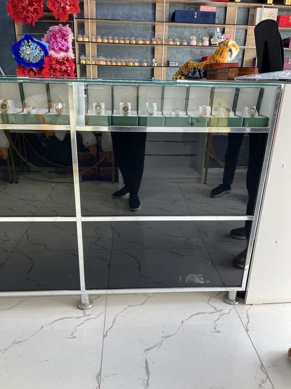 Pastavka mebel sotiladi. 1 mln bitar bahosi Pastavka mebel sotiladi. 1 mln bitar bahosi