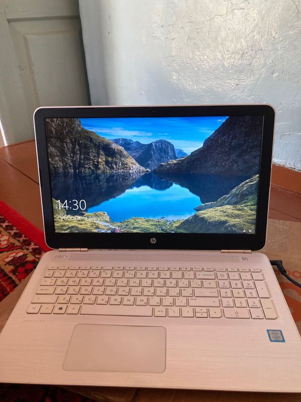 Notbook hp sotiladi Notbook hp sotiladi