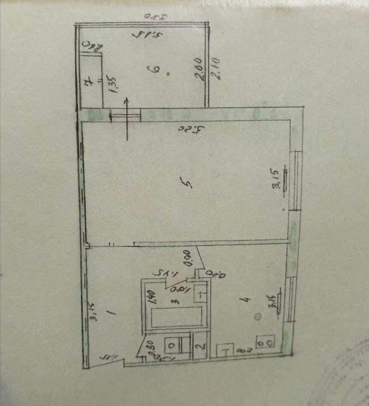 Кадышева Авиасозлар-1 1-комн 5/5 40 м² балкон 2х3 без ремонта фр. план