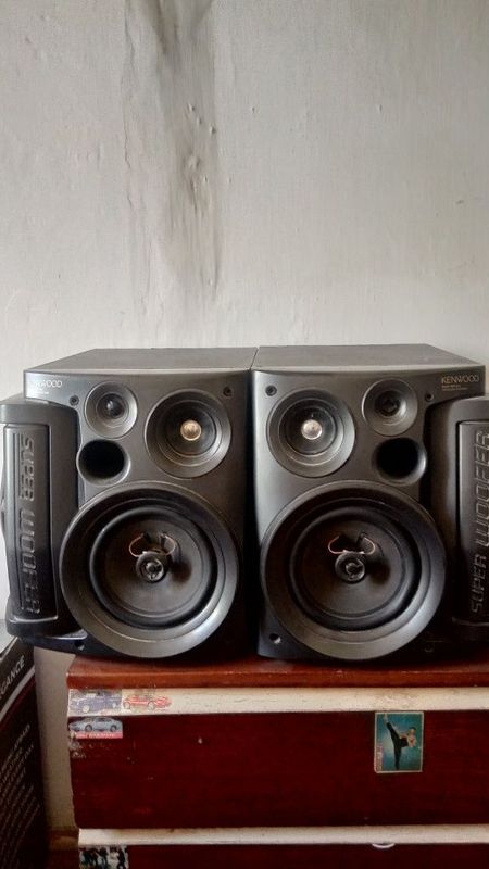 Колонки "Kenwood" Колонки "Kenwood"