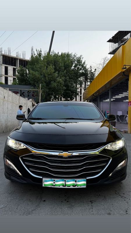 Malibu 2 2turbo qora Malibu 2 2turbo qora