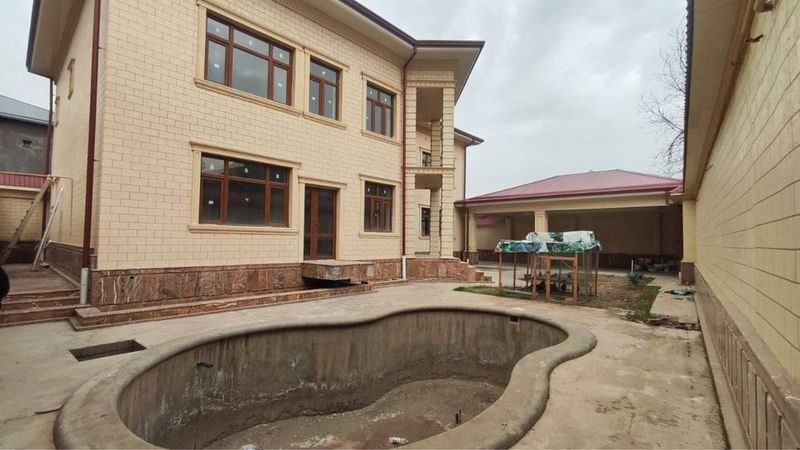 Продается дом центр Луначарского, улица Газалкент 7 соток Продается дом центр Луначарского, улица Газалкент 7 соток