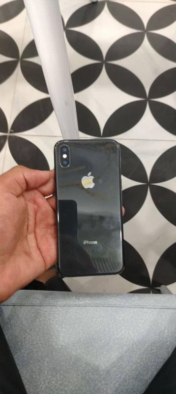 Iphone x sotiladi Iphone x sotiladi