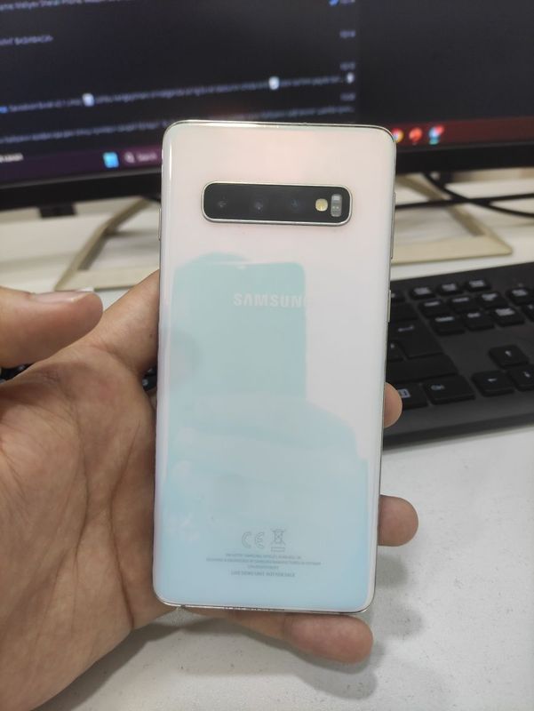 Samsung Galaxy S10 Vietnam